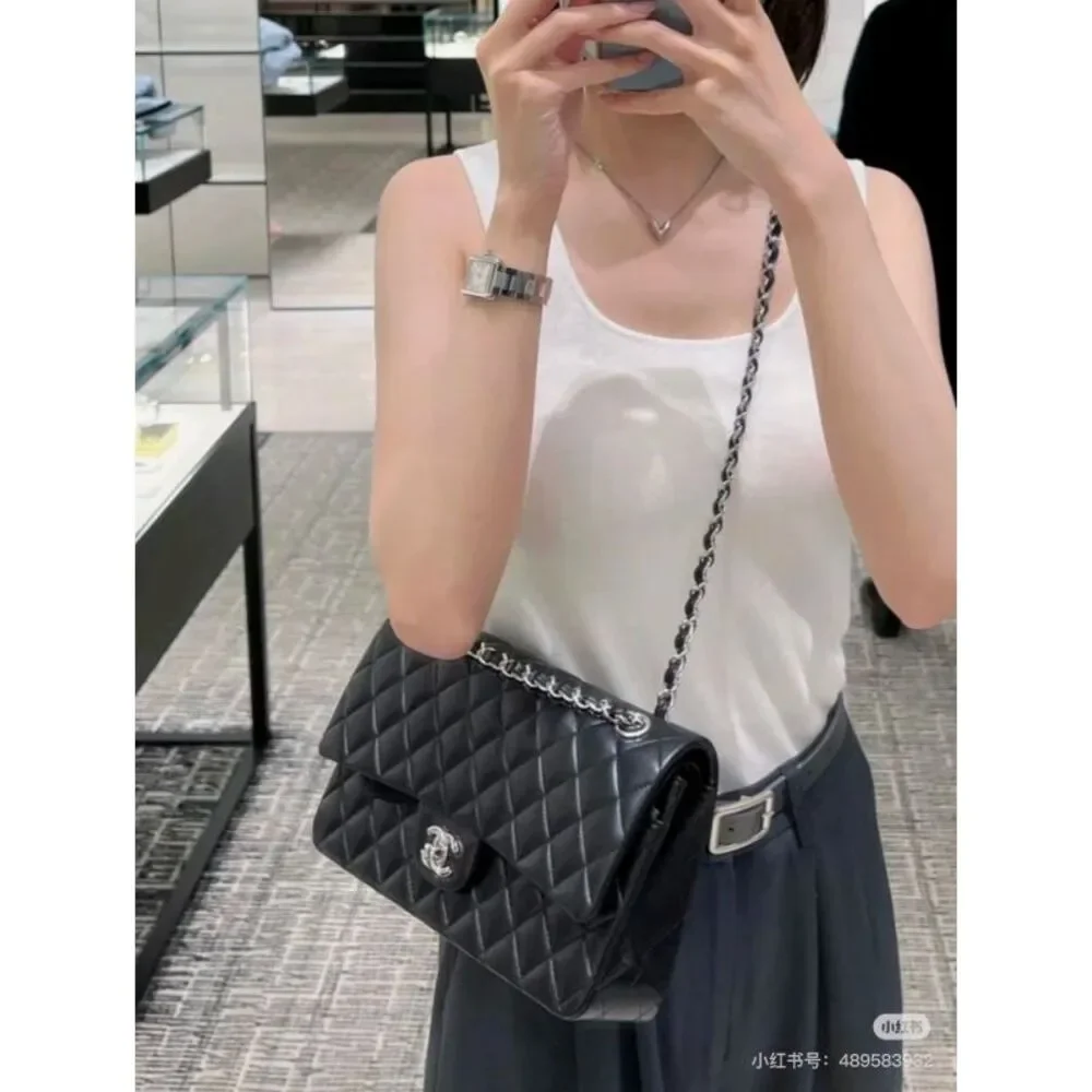Chanel Women Pre-Loved Bag Very Good Condition